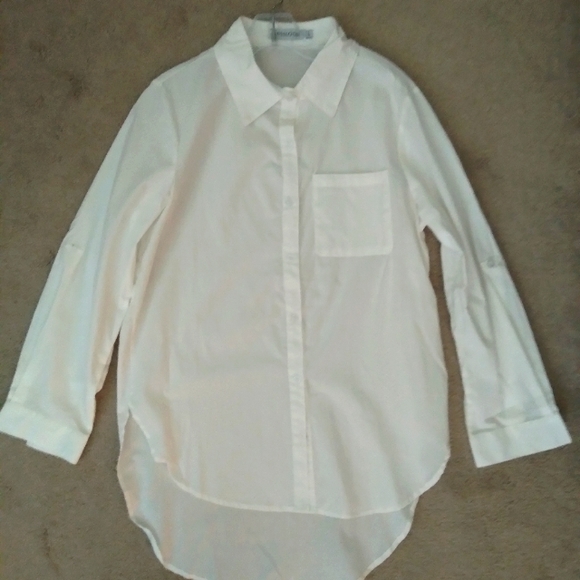 Hi Lo Blouse - Picture 1 of 6